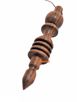 PÊNDULO DE MADEIRA MARROM